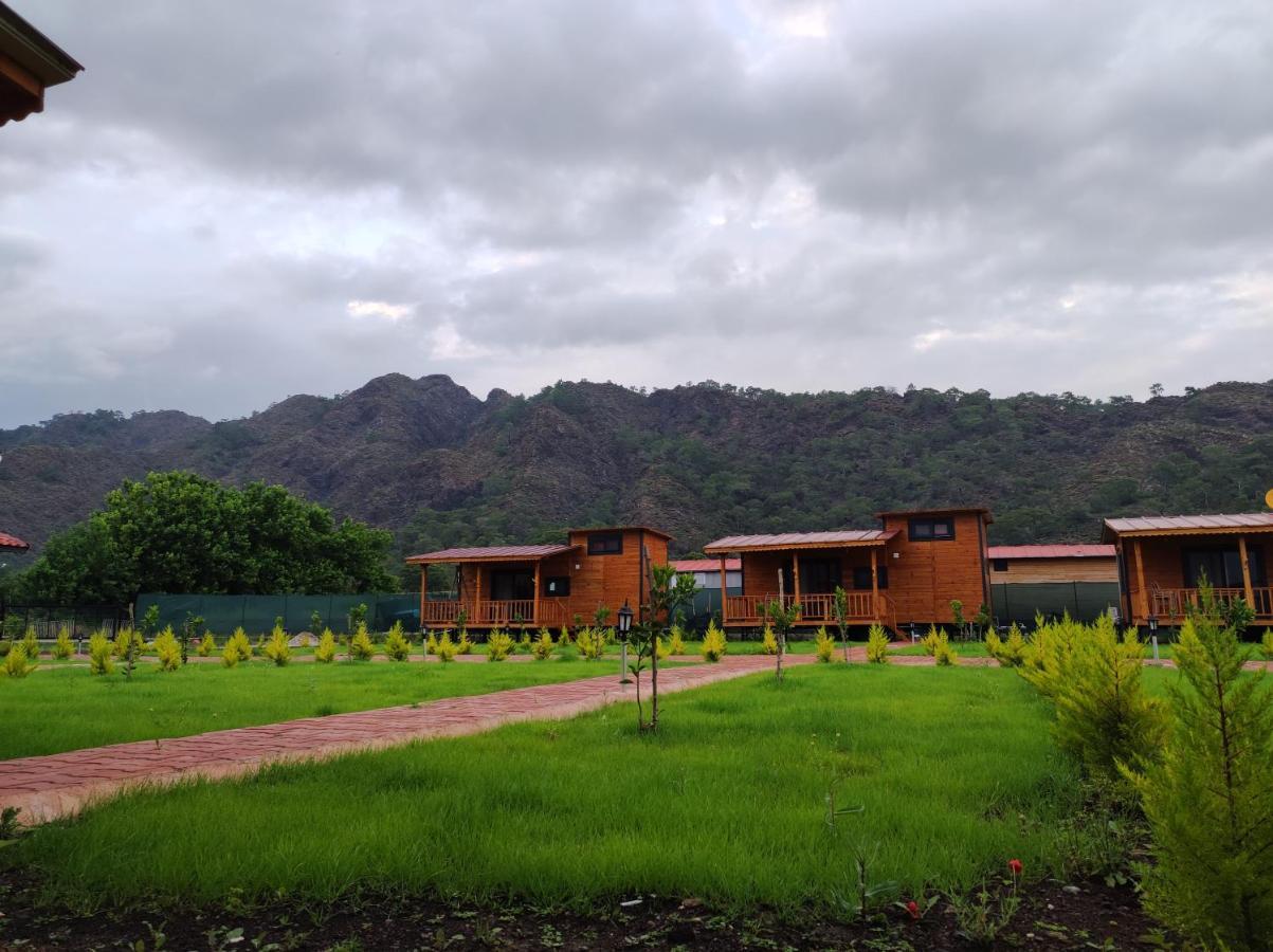 Ugur Pansiyon Bungalows ชิลารึ ภายนอก รูปภาพ