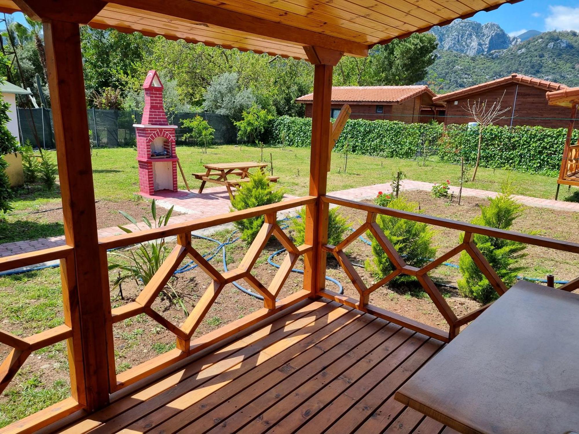 Ugur Pansiyon Bungalows ชิลารึ ภายนอก รูปภาพ